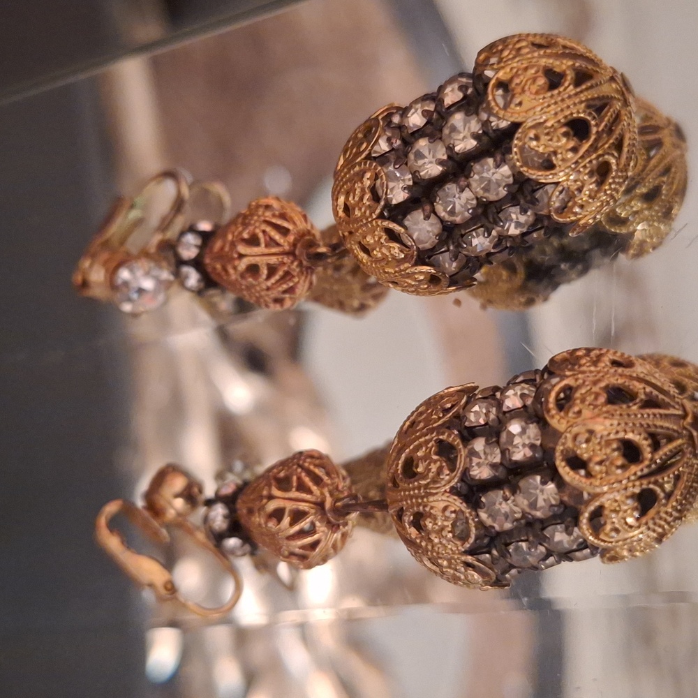1960s Castlecliff Rhinestone Earrings. Marked. - Picture 10 of 14